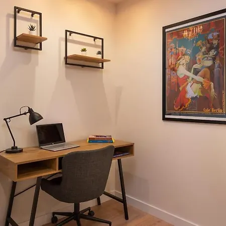 Living4Malaga Pedregalejo Loft Apartment
