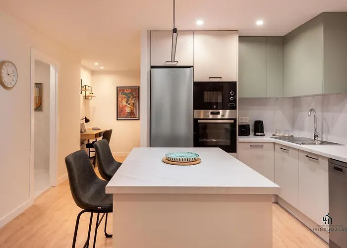 Living4malaga Pedregalejo Loft Apartment *
